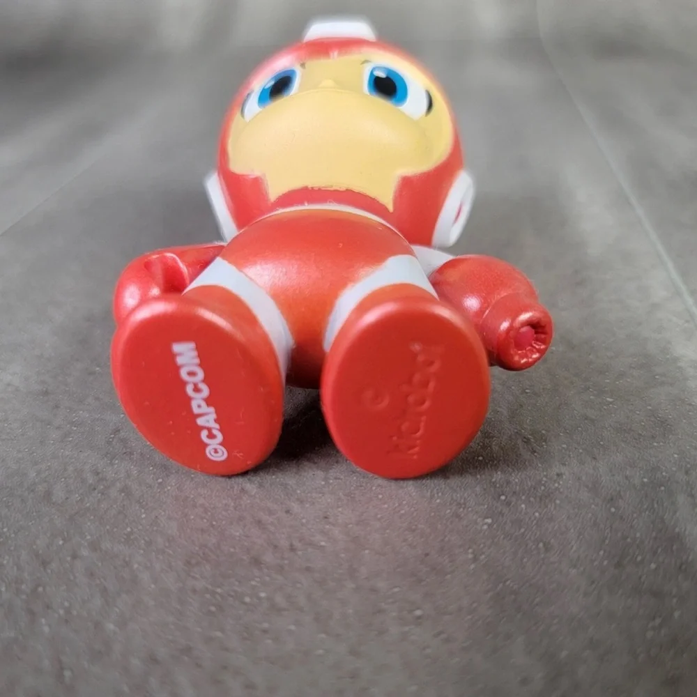 N/A kidrobot mega